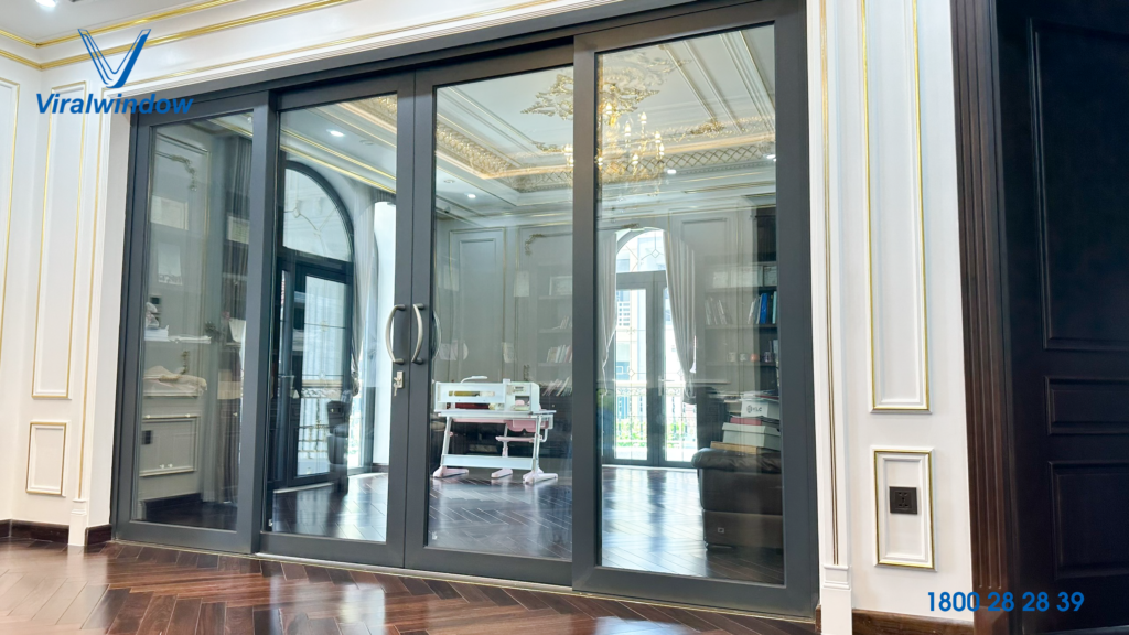VRE120 - Cửa đi mở trượt 4 cánh Viralwindow (hệ châu Âu)