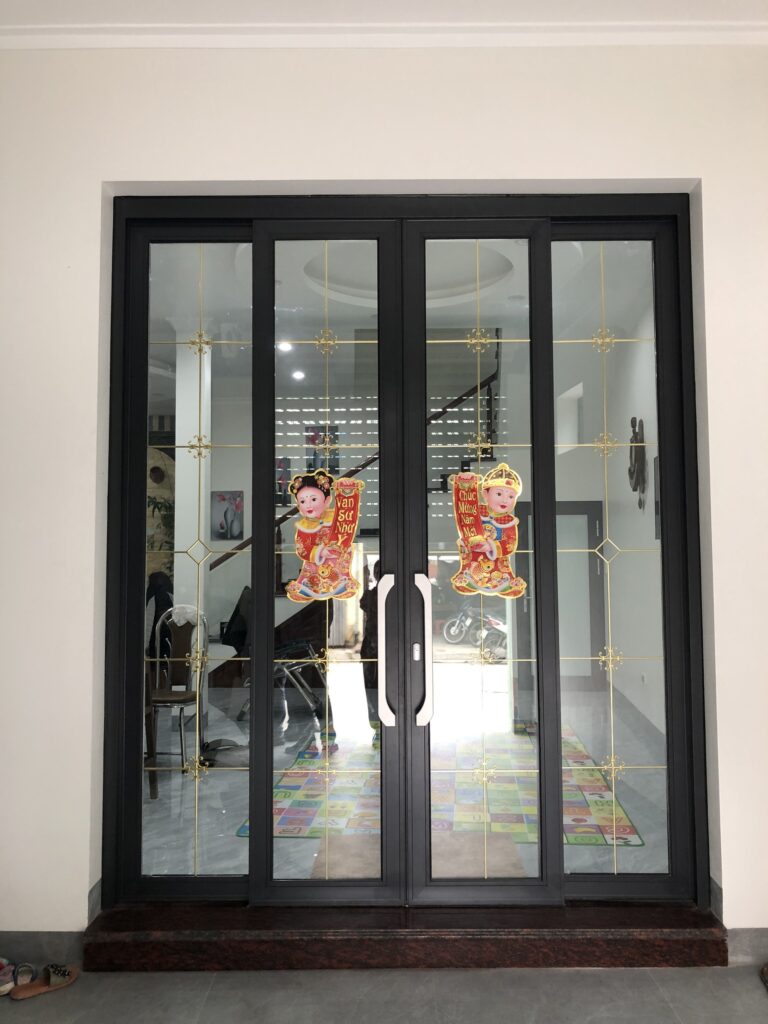 Cửa trượt quay Viralwindow 2